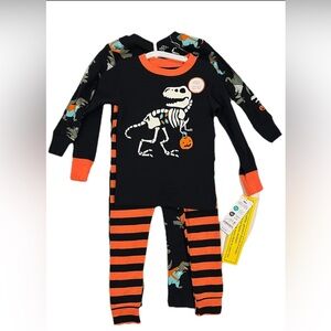 Carters 4-piece set Dino/Halloween pajamas size 18 months